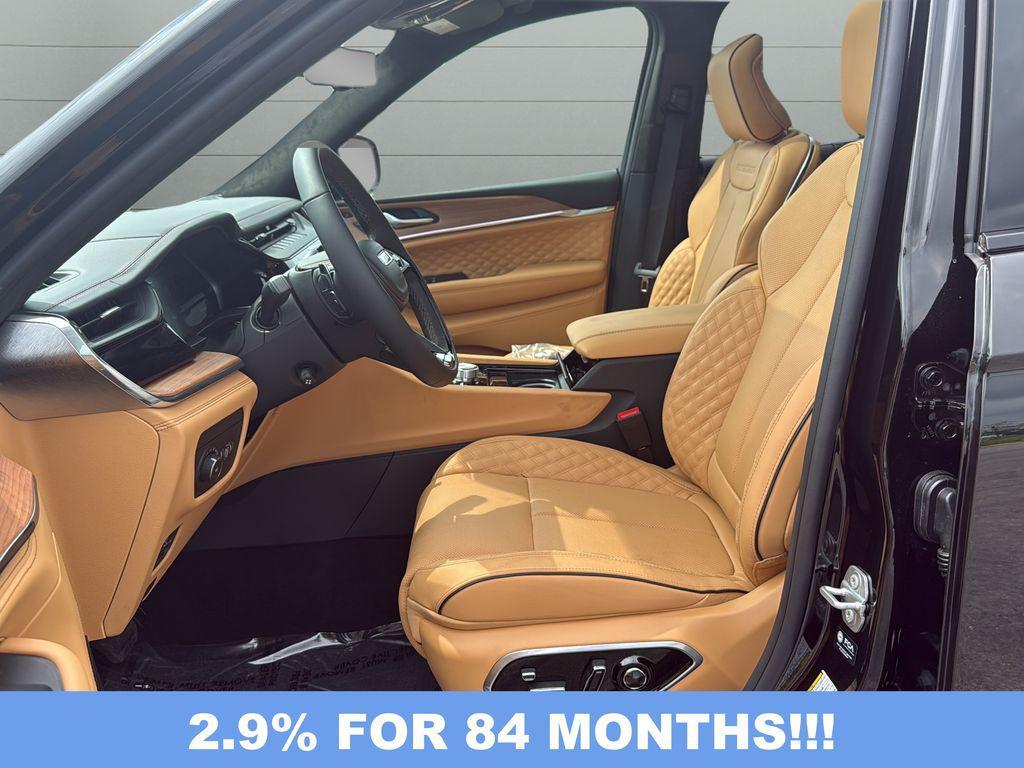 new 2026 Jeep Grand Cherokee car, priced at $57,547
