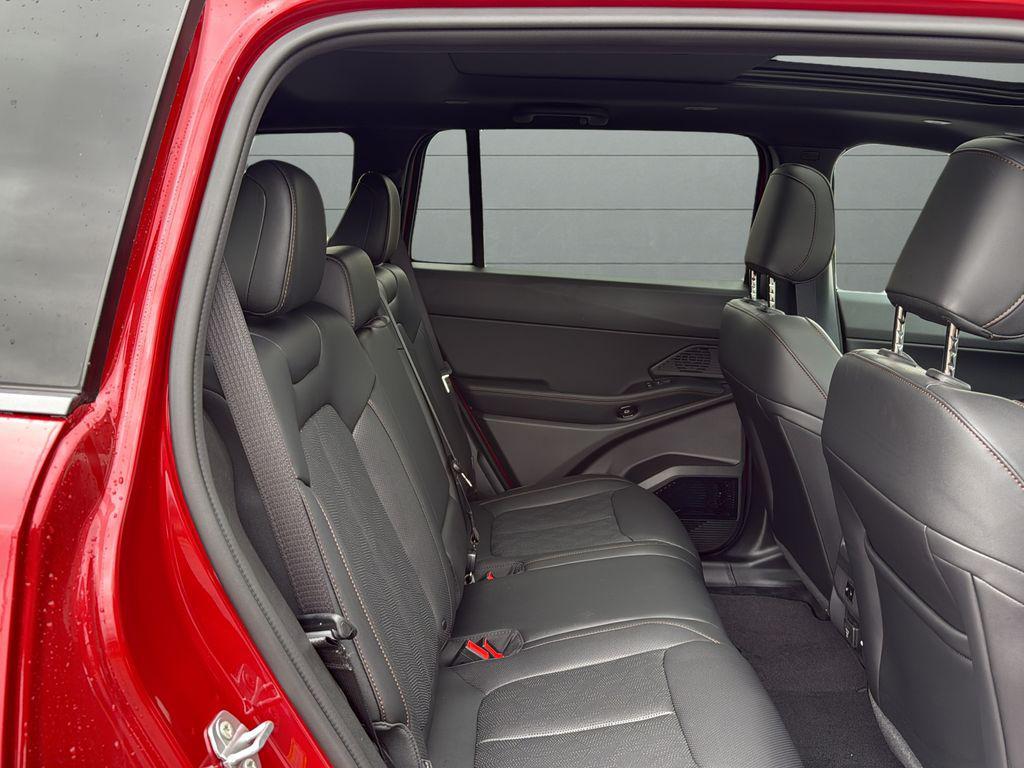 new 2026 Jeep Cherokee car, priced at $44,490