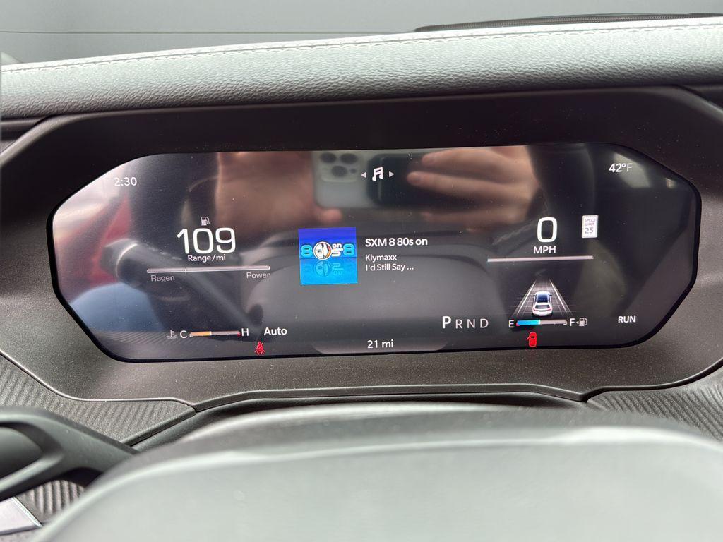 new 2026 Jeep Cherokee car, priced at $44,490