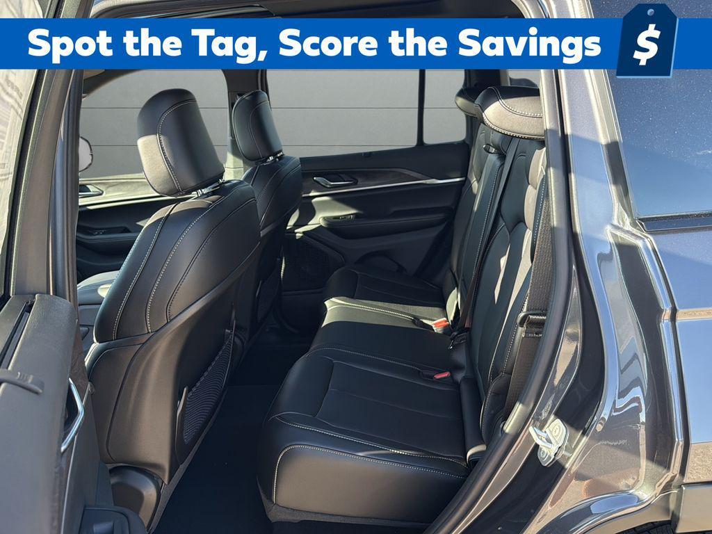 new 2025 Jeep Grand Cherokee car, priced at $47,861