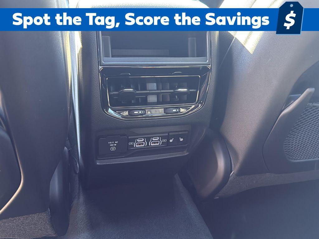 new 2025 Jeep Grand Cherokee car, priced at $47,861