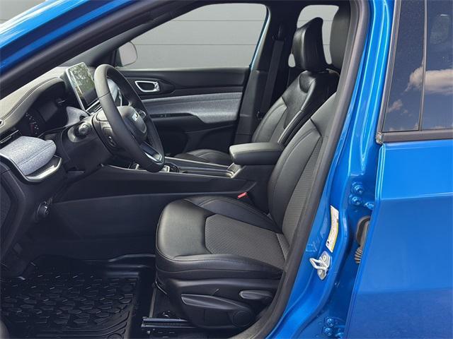 new 2025 Jeep Compass car, priced at $27,866