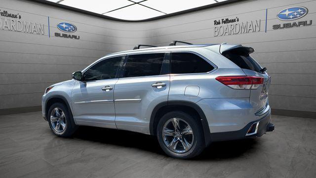 used 2019 Toyota Highlander car, priced at $26,364