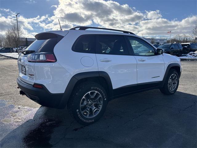 used 2020 Jeep Cherokee car, priced at $18,499