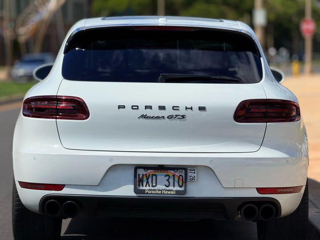used 2018 Porsche Macan car, priced at $31,995