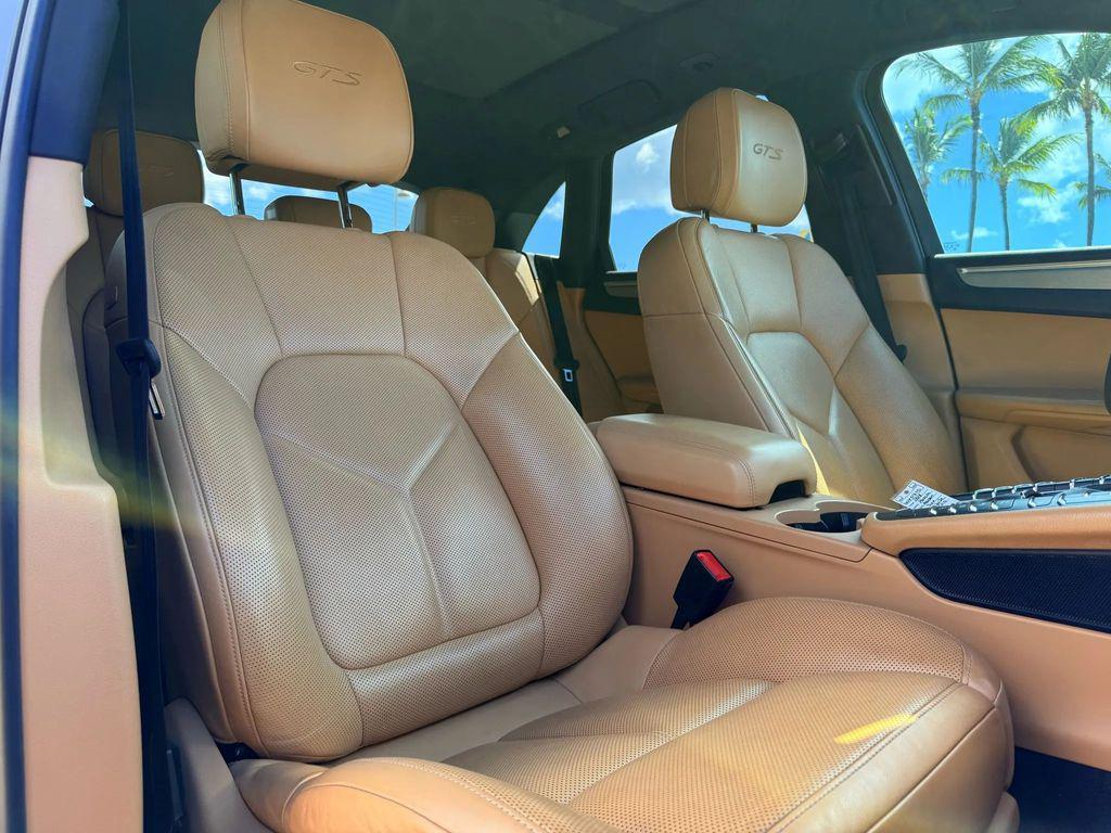 used 2018 Porsche Macan car, priced at $31,995