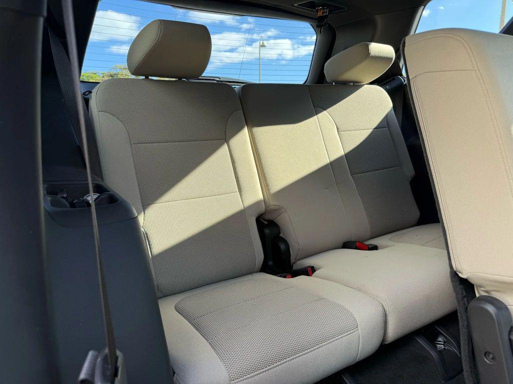 used 2022 Chevrolet Traverse car, priced at $27,995