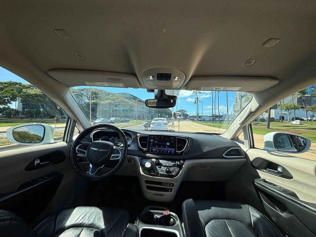 used 2022 Chrysler Pacifica Hybrid car, priced at $24,895