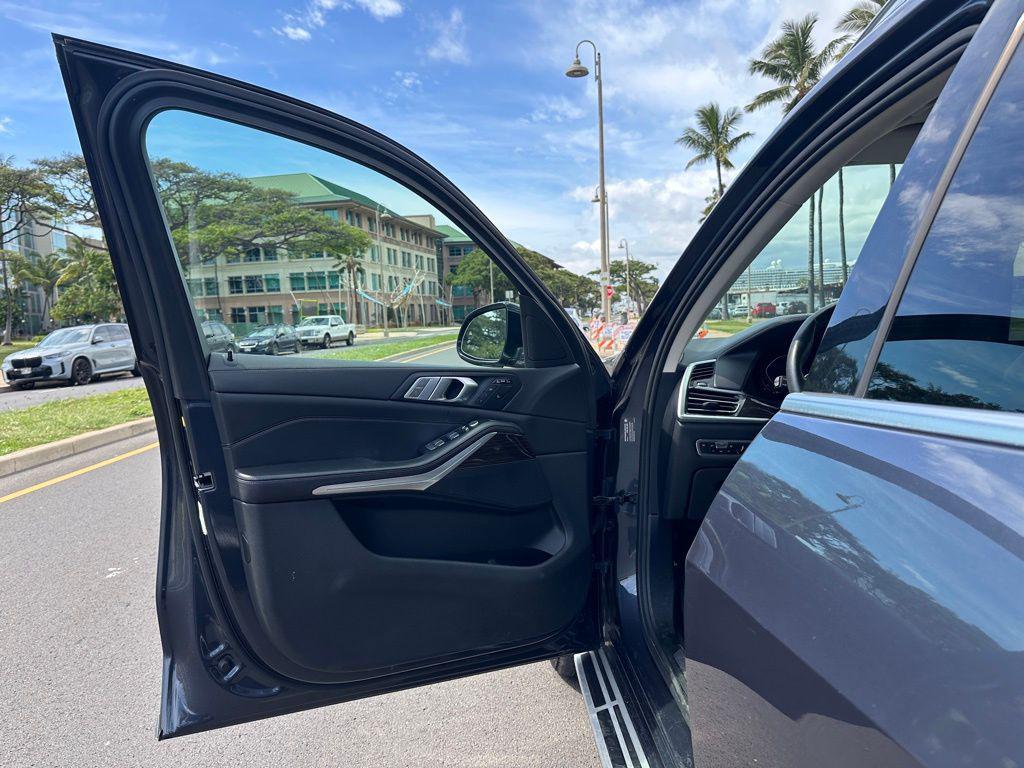 used 2020 BMW X7 car, priced at $32,995