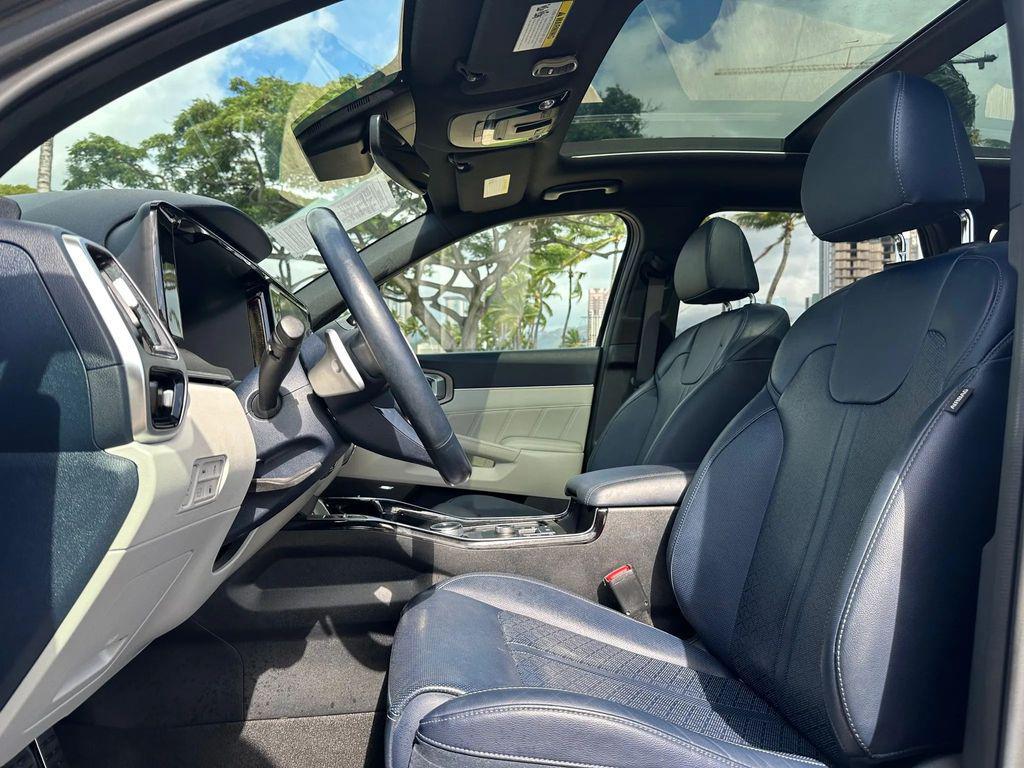 used 2022 Kia Sorento Plug-In Hybrid car, priced at $29,995
