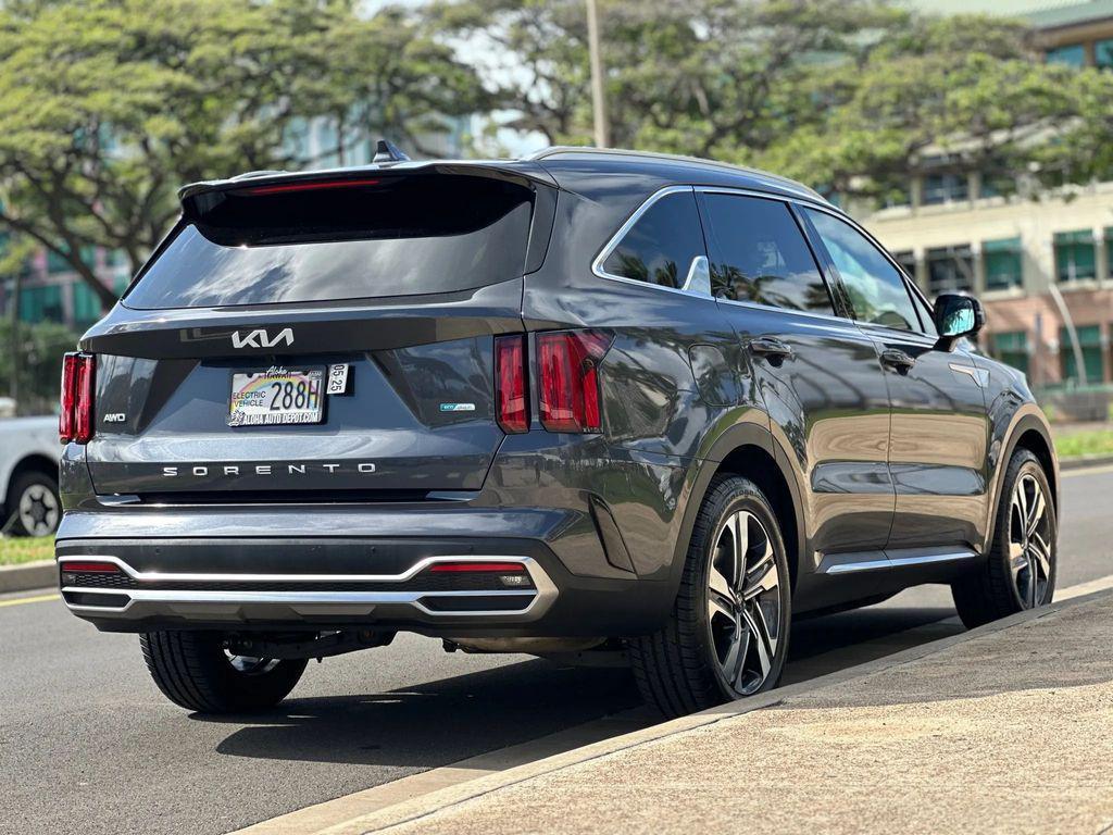 used 2022 Kia Sorento Plug-In Hybrid car, priced at $29,995