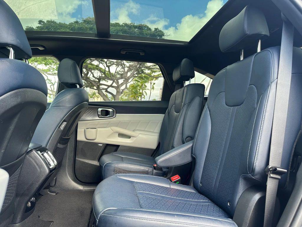 used 2022 Kia Sorento Plug-In Hybrid car, priced at $29,995