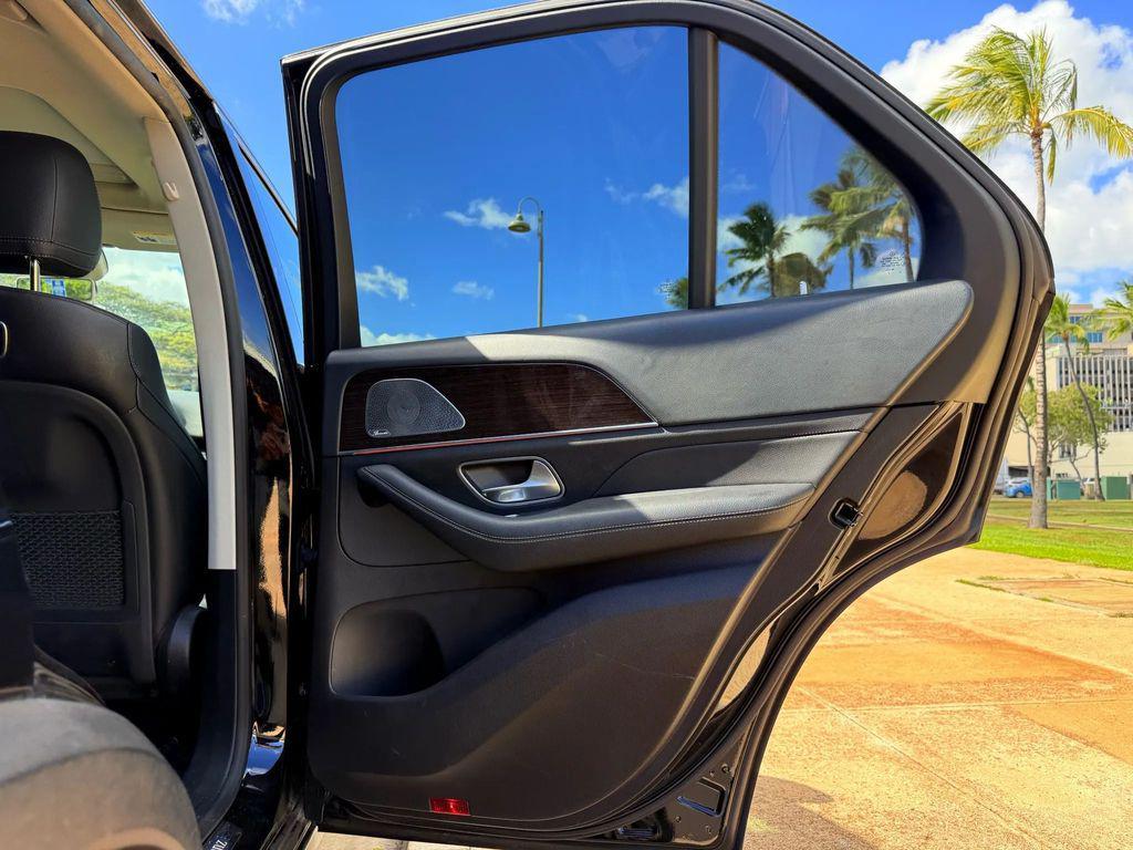 used 2020 Mercedes-Benz GLE 450 car, priced at $35,995