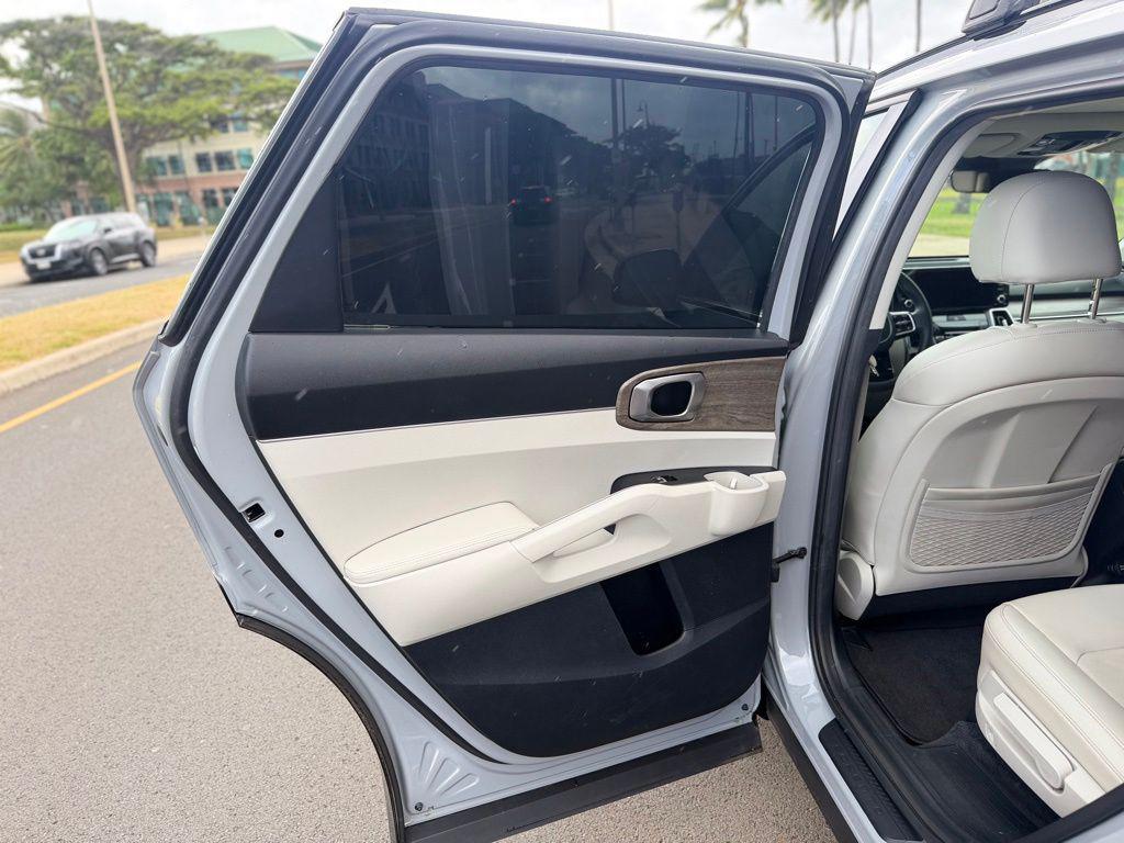 used 2023 Kia Sorento car, priced at $27,995