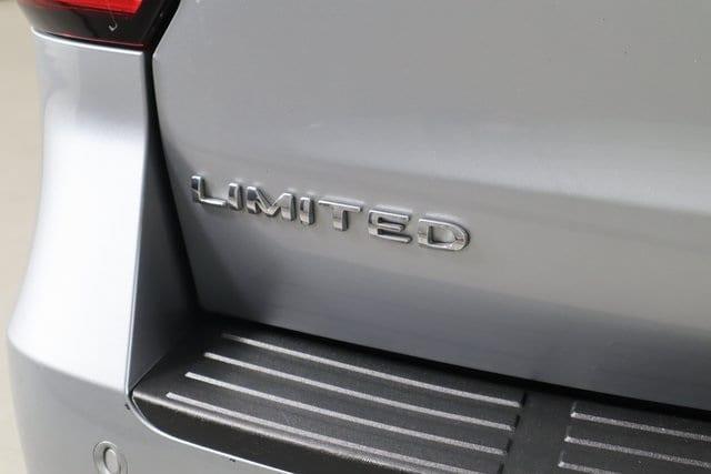 used 2024 Ford Expedition car, priced at $45,950