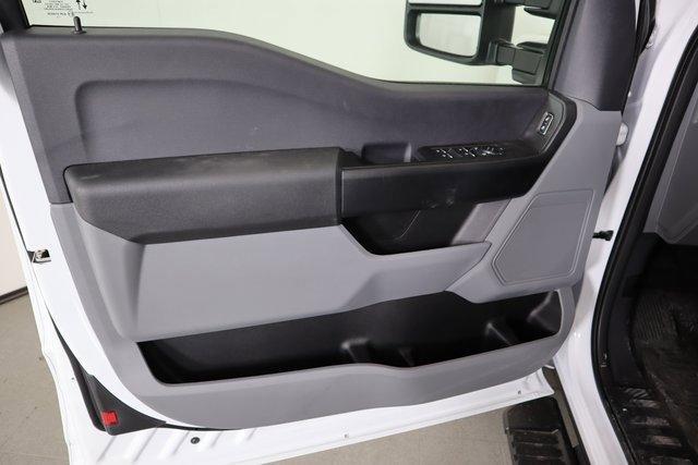 new 2025 Ford F-250 car, priced at $54,695