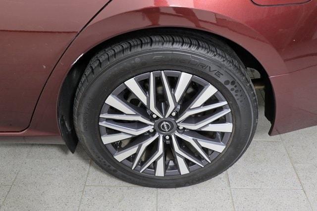 used 2023 Nissan Altima car, priced at $19,550