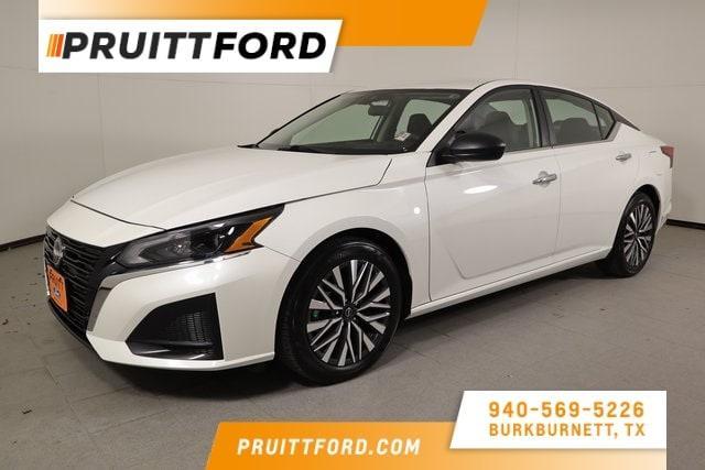 used 2024 Nissan Altima car