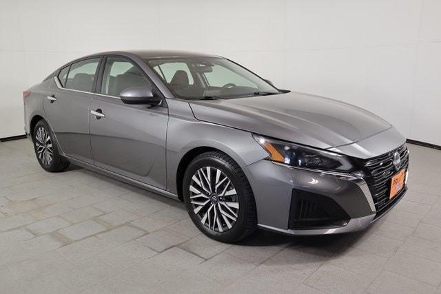 used 2023 Nissan Altima car, priced at $19,950