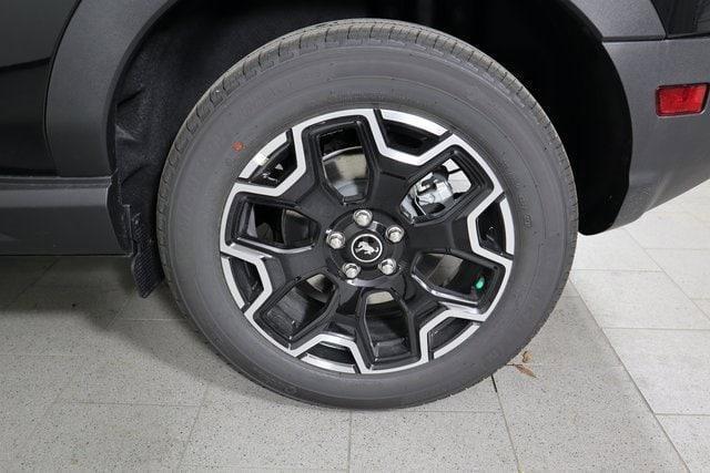 new 2025 Ford Bronco Sport car, priced at $39,015