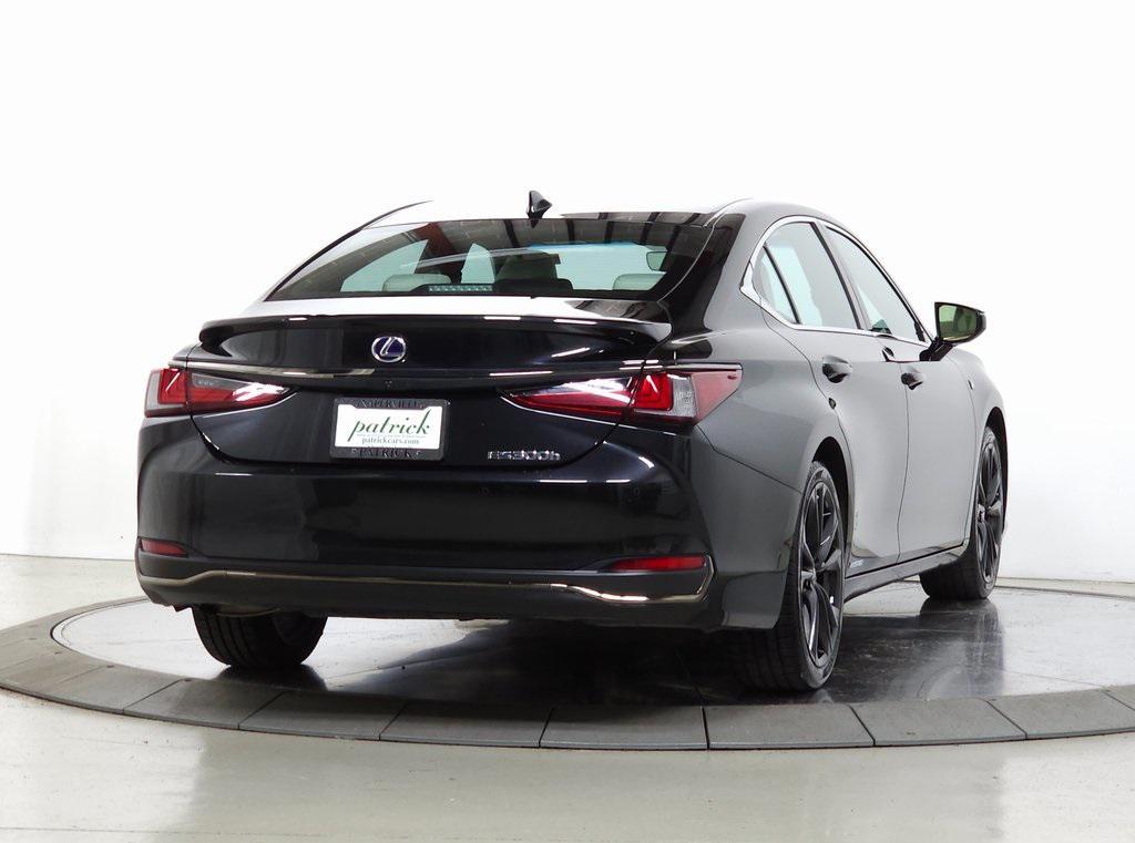 used 2022 Lexus ES 300h car, priced at $31,400