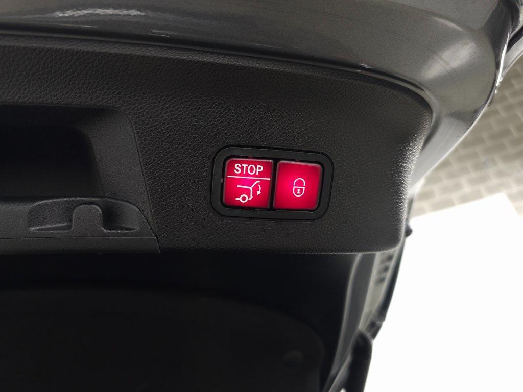 used 2018 Mercedes-Benz AMG GLE 43 car, priced at $32,100