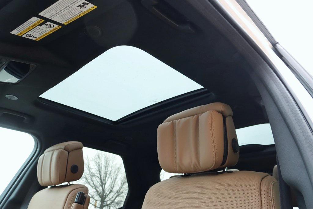 used 2025 Land Rover Discovery car, priced at $61,965