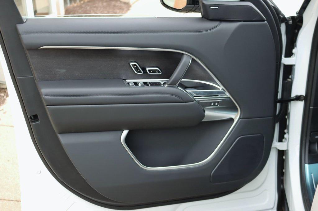 new 2025 Land Rover Range Rover car, priced at $147,670