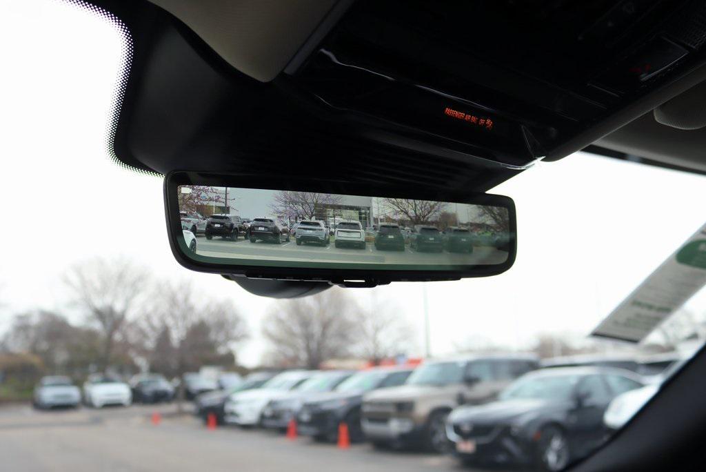 new 2025 Land Rover Range Rover car, priced at $147,670