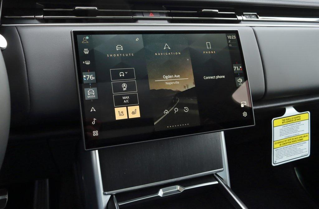 new 2025 Land Rover Range Rover car, priced at $147,670