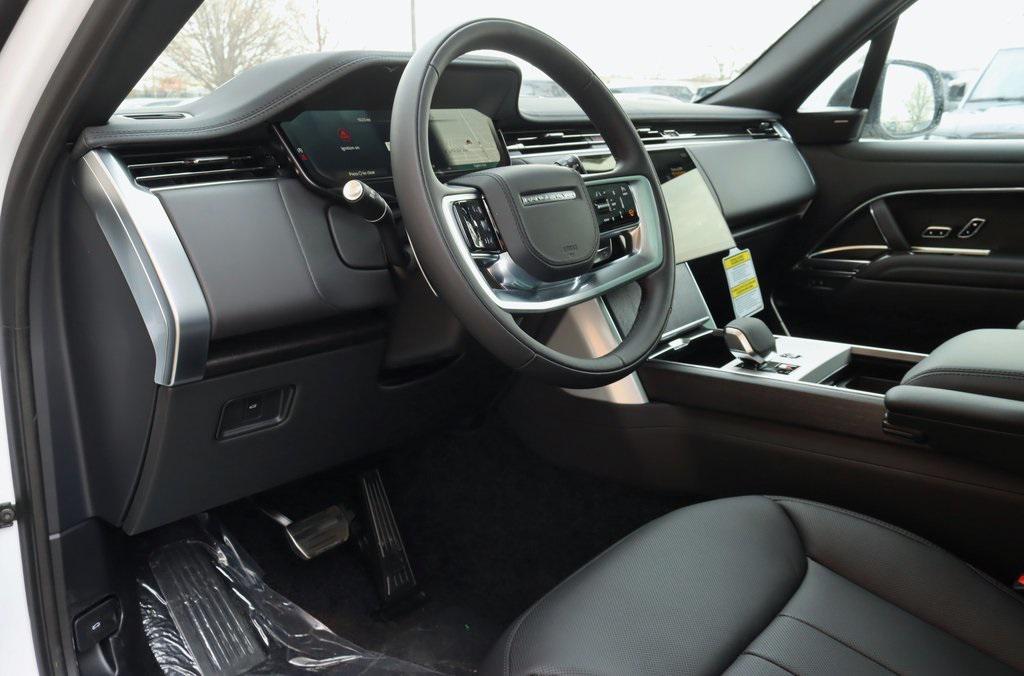 new 2025 Land Rover Range Rover car, priced at $147,670