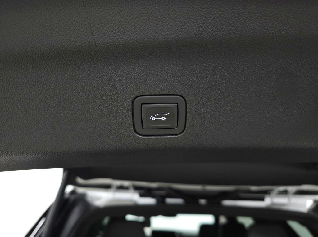 used 2024 GMC Yukon car, priced at $70,312