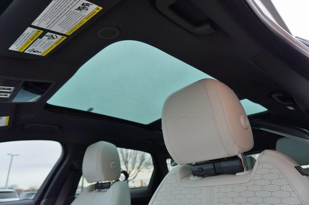 used 2025 Jaguar F-PACE car, priced at $67,995