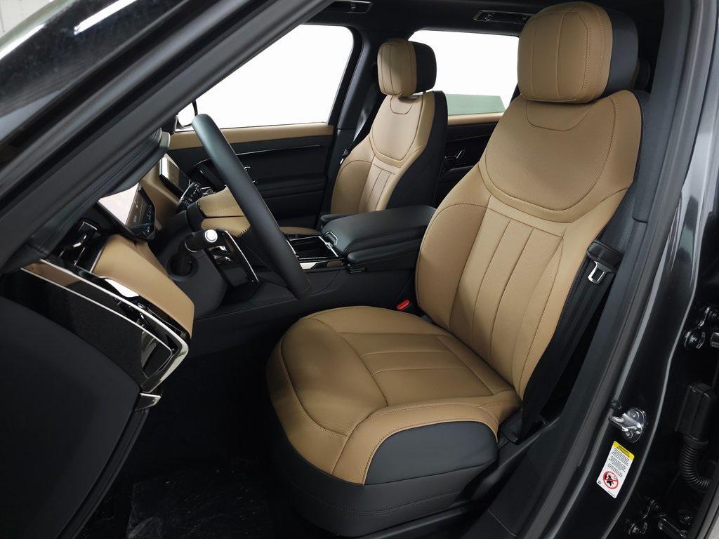 new 2025 Land Rover Range Rover Sport car, priced at $117,500