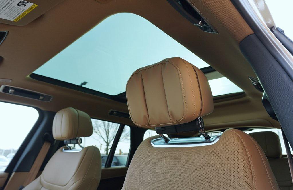 new 2026 Land Rover Range Rover car, priced at $155,640