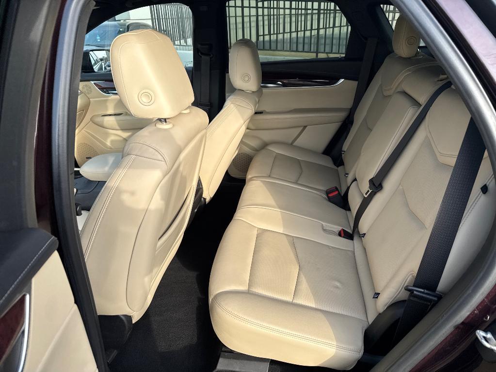 used 2018 Cadillac XT5 car, priced at $17,800
