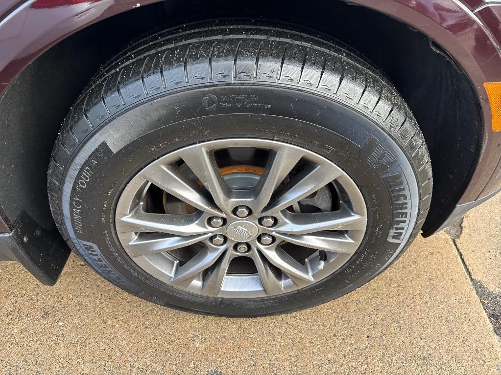 used 2018 Cadillac XT5 car, priced at $17,800