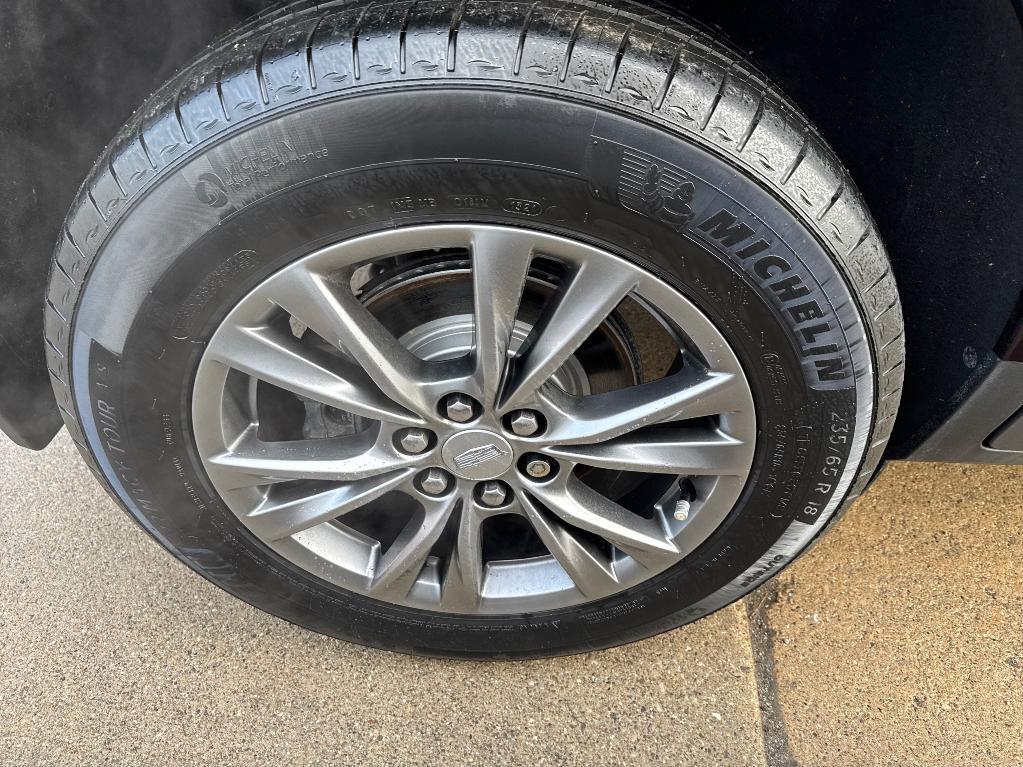 used 2018 Cadillac XT5 car, priced at $17,800
