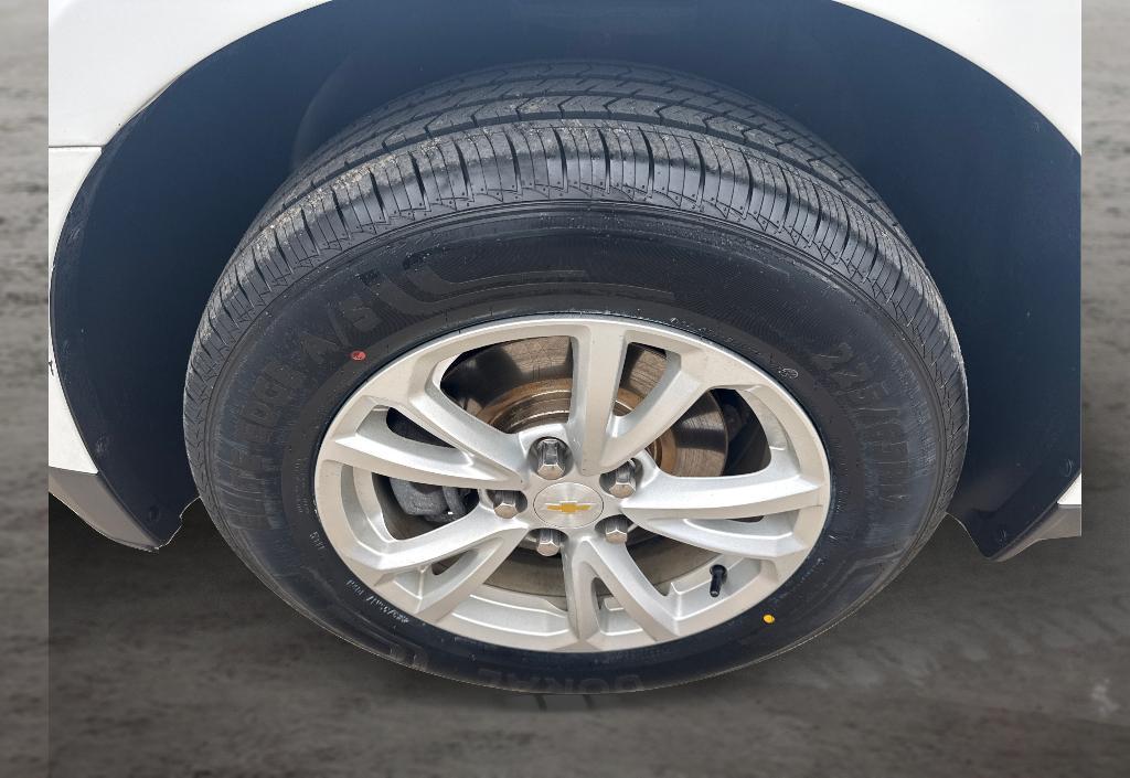 used 2017 Chevrolet Equinox car, priced at $9,800