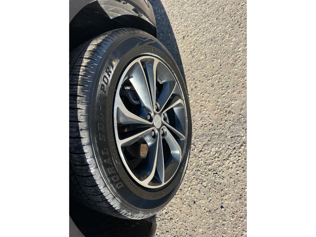 used 2022 Buick Encore GX car, priced at $14,400