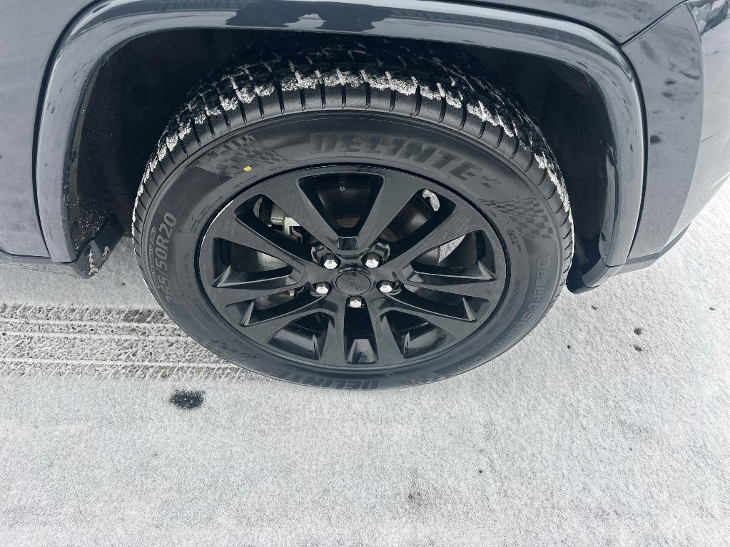 used 2017 Jeep Grand Cherokee car, priced at $17,750