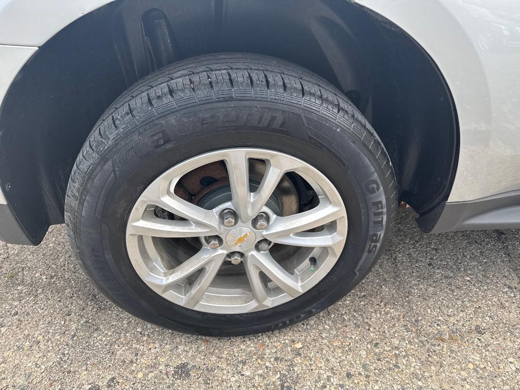 used 2017 Chevrolet Equinox car, priced at $8,700