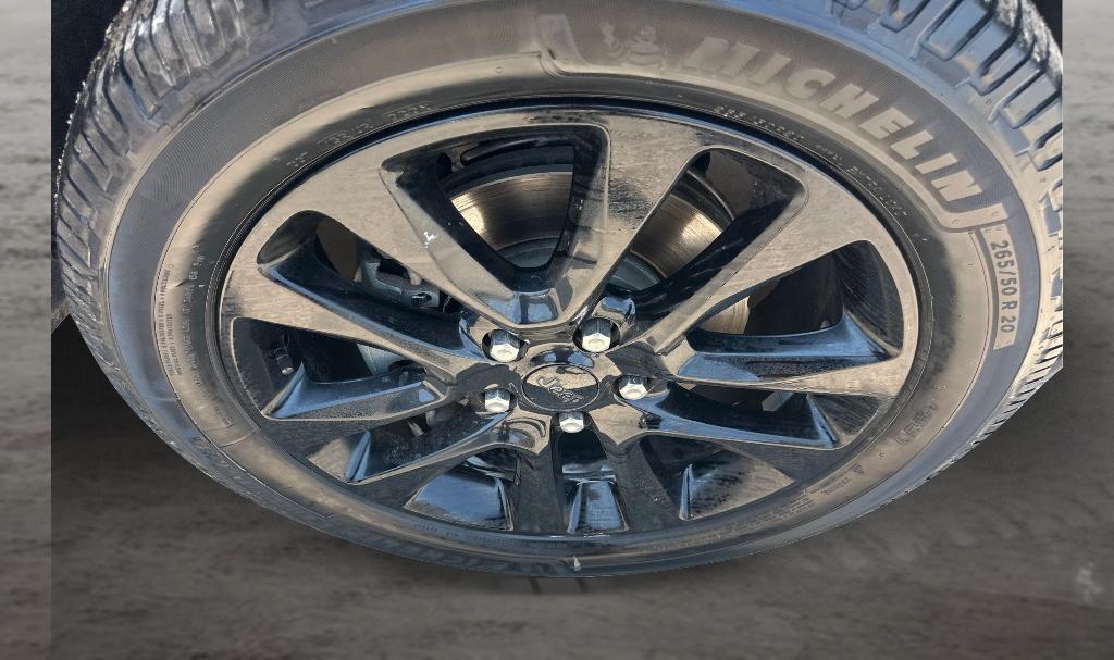 used 2019 Jeep Grand Cherokee car, priced at $16,000
