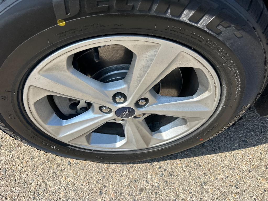 used 2018 Ford Edge car, priced at $13,400