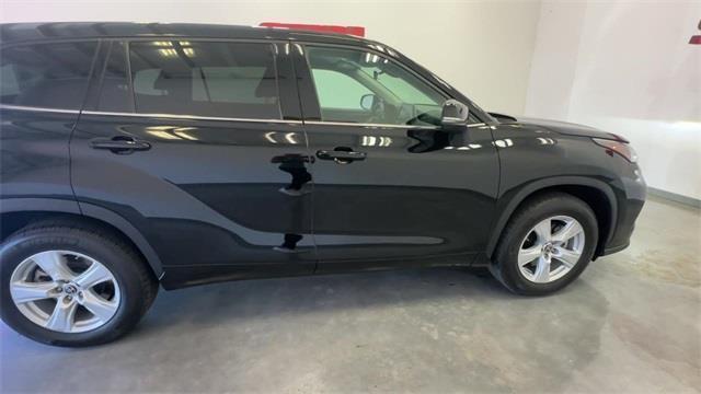 used 2021 Toyota Highlander car, priced at $16,777