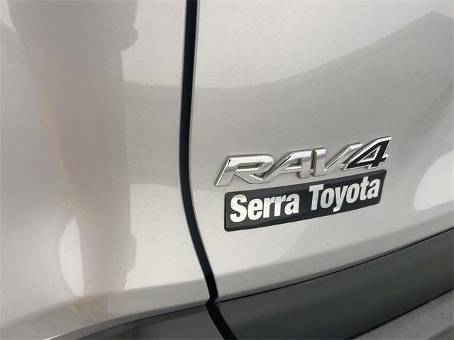 2022 Silver Sky Metallic Toyota RAV4