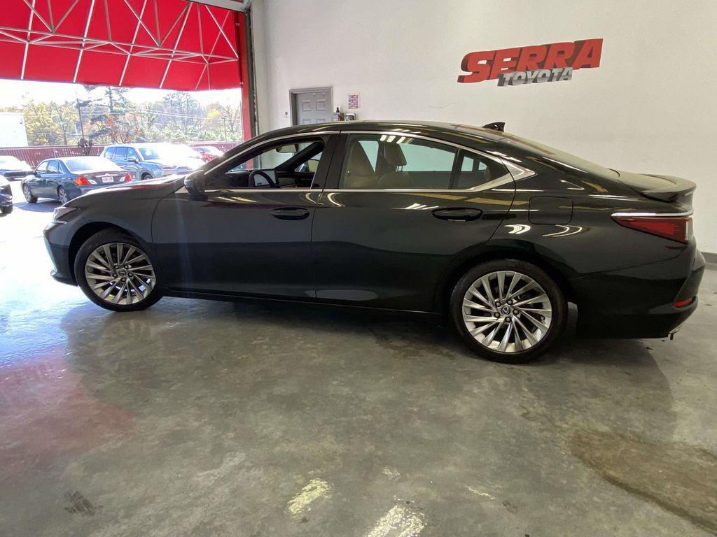 used 2023 Lexus ES 350 car, priced at $41,900