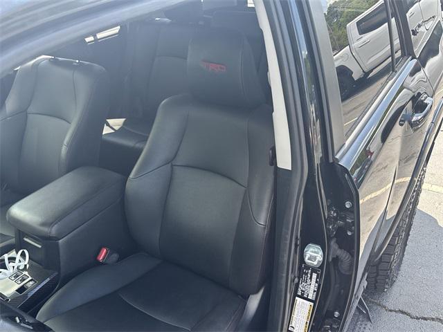 2019 Midnight Black Metallic Toyota 4Runner