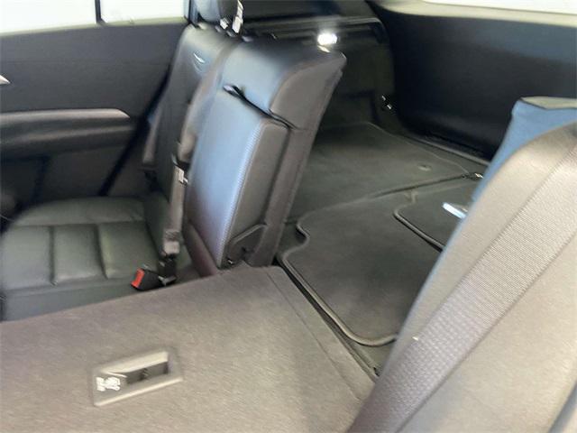 used 2025 Cadillac XT4 car, priced at $32,900