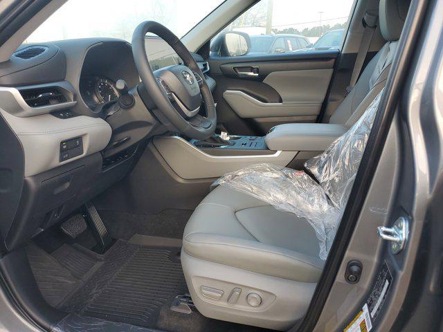 new 2026 Toyota Highlander car, priced at $49,565